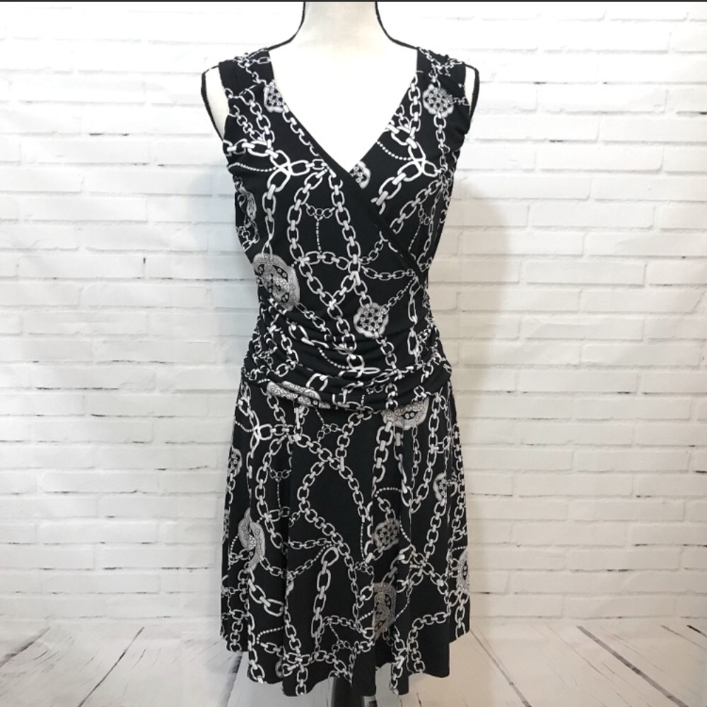🌸3/$25 Jennifer Lopez Sleeveless Black & White Chain Link Print Wrap Dress